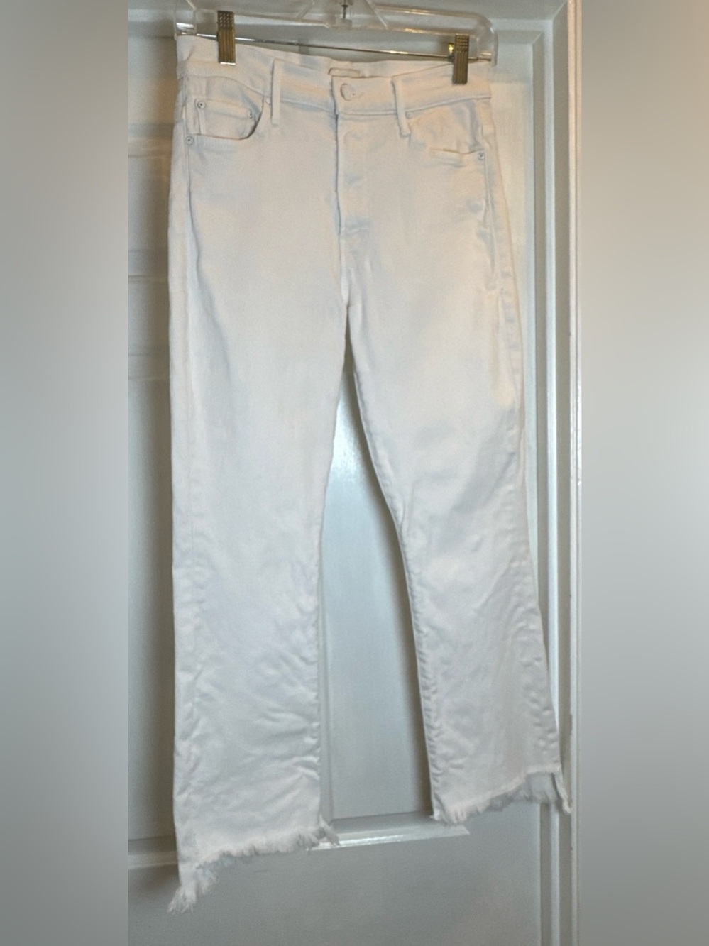 MOTHER white insider, crop step fray, fairest of them all denim Jean size 27